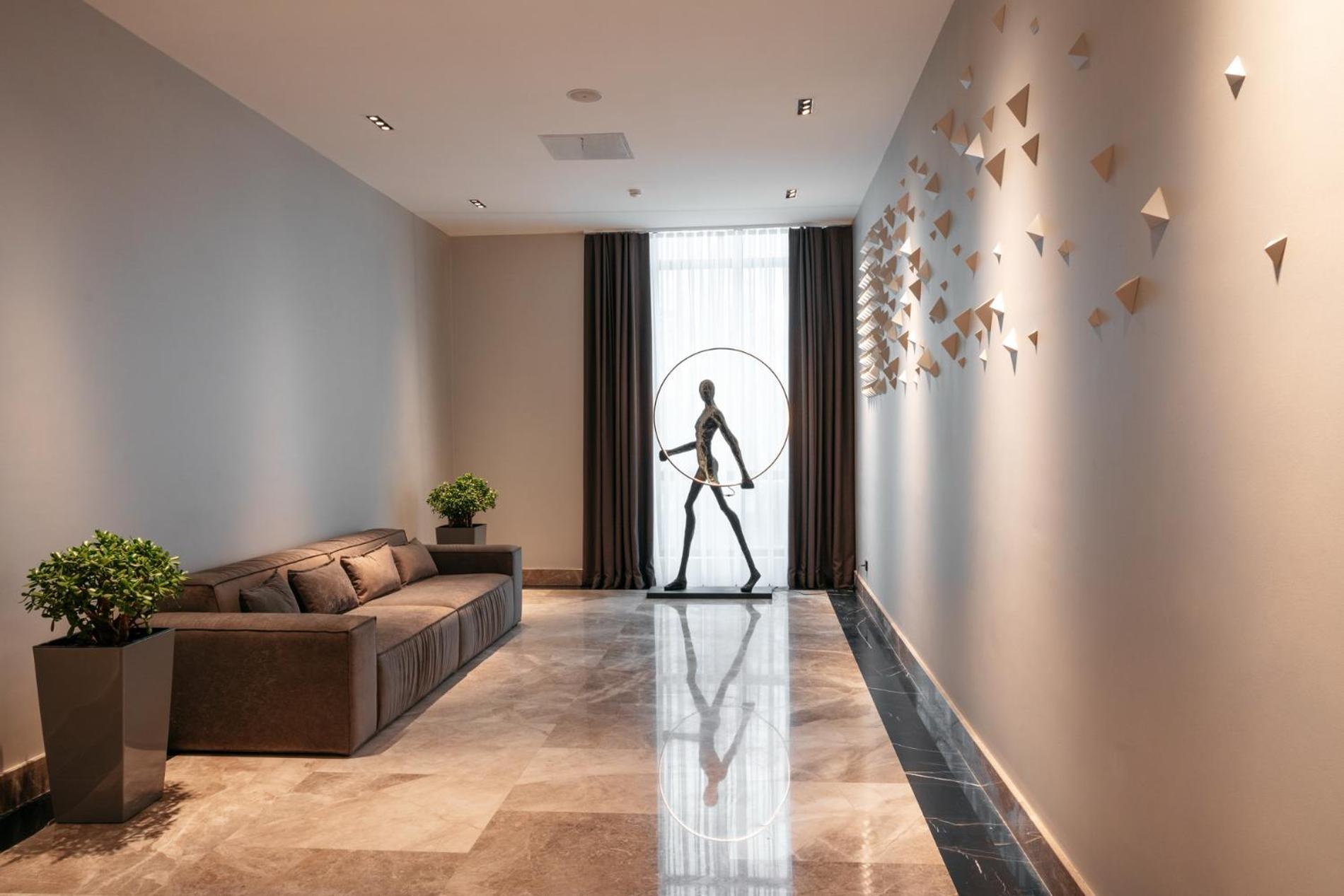Raavah Aparthotel Алма Ата Екстериор снимка